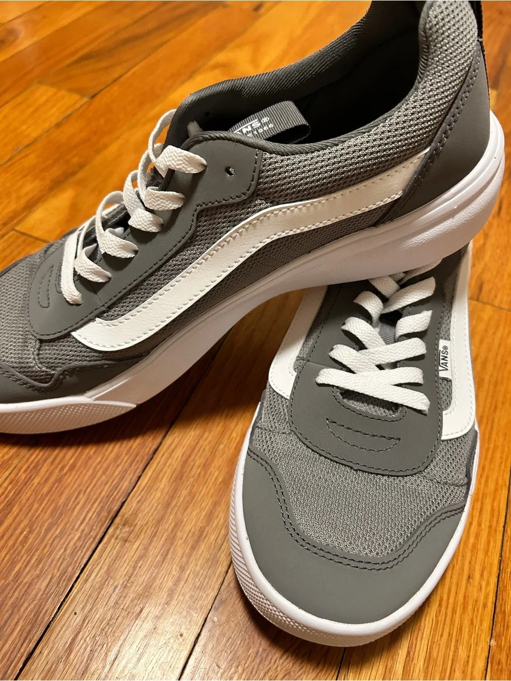 Vans Range Exp Skate Shoes Men Size 10.5 Sneakers Mesh Gray / White